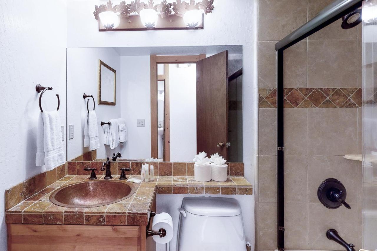 Northstar Gold Bend Retreat Apartment Truckee Bagian luar foto